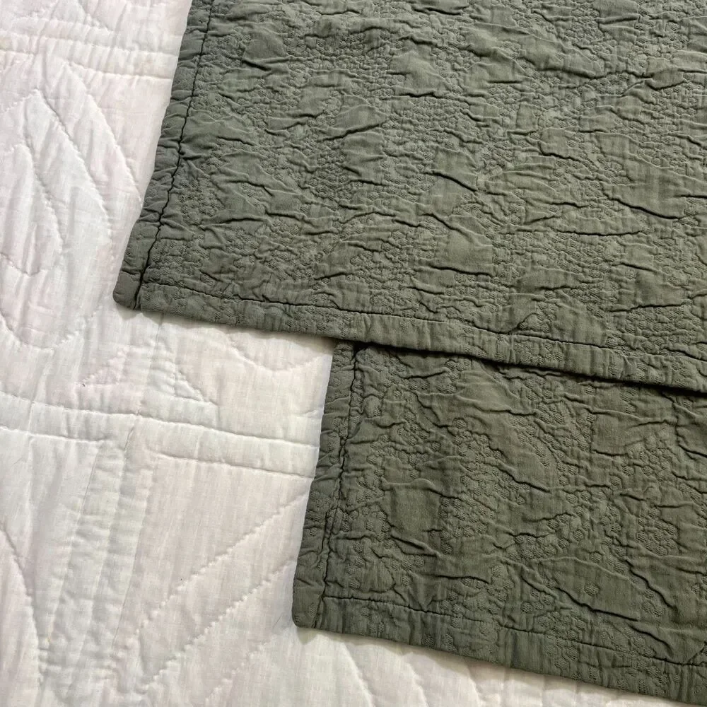 Restoration Hardware (2) King Pillow Shams Green Textured Cotton Zip Closure EUC